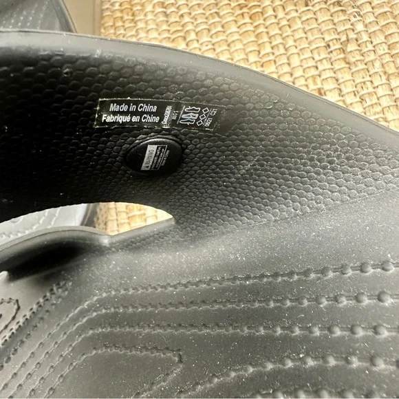 CROCS Iconic Comfort Black Classic Slide Sandals Men’s Size 11 NWOT - Picture 8 of 10